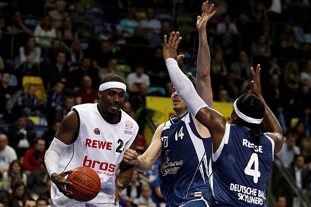 充分利用现 充分利用现