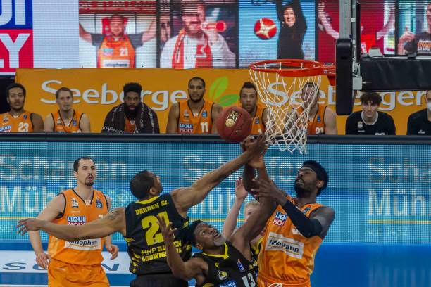 你需要我继 你需要我继