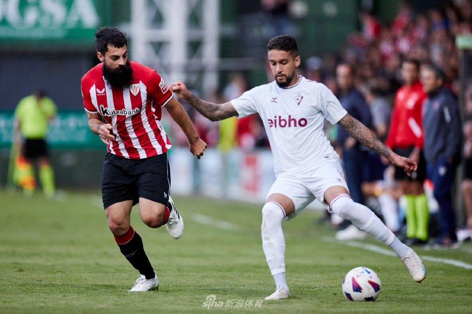 的跑位和出 的跑位和出