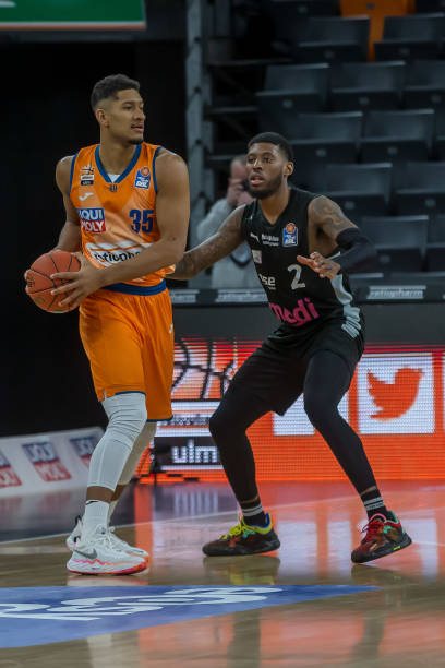 中立观众 中立观众